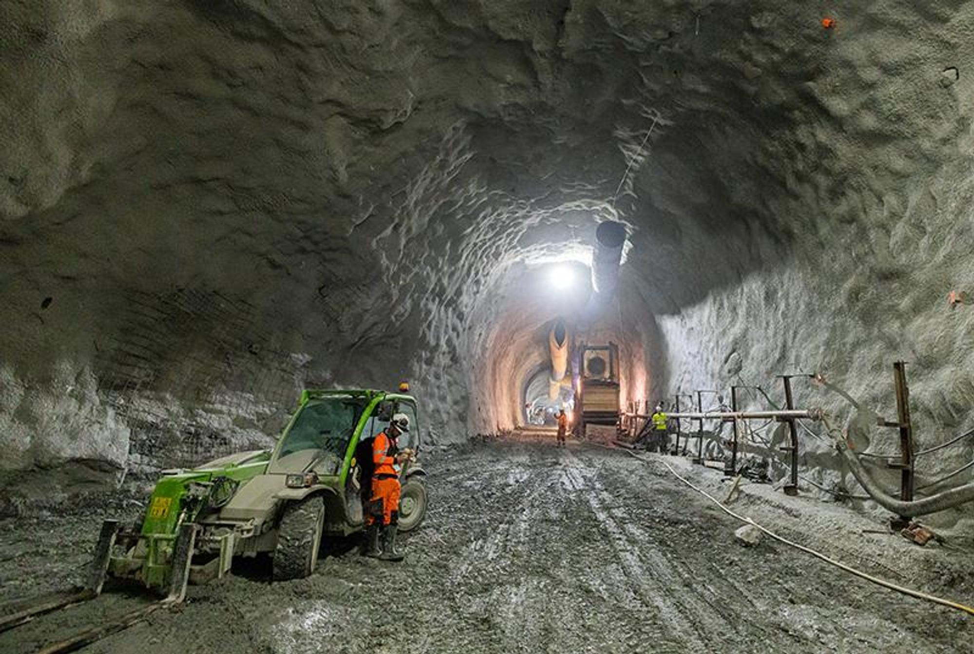 L’avancement des excavations et des constructions en France et en Italie